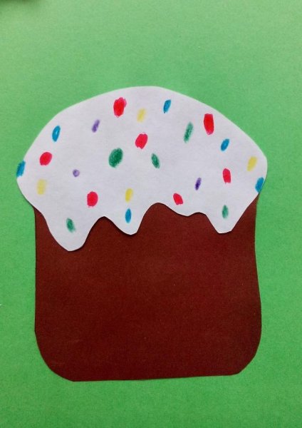 Кулич из цветной бумаги