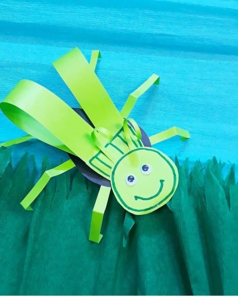 Поделка кузнечик