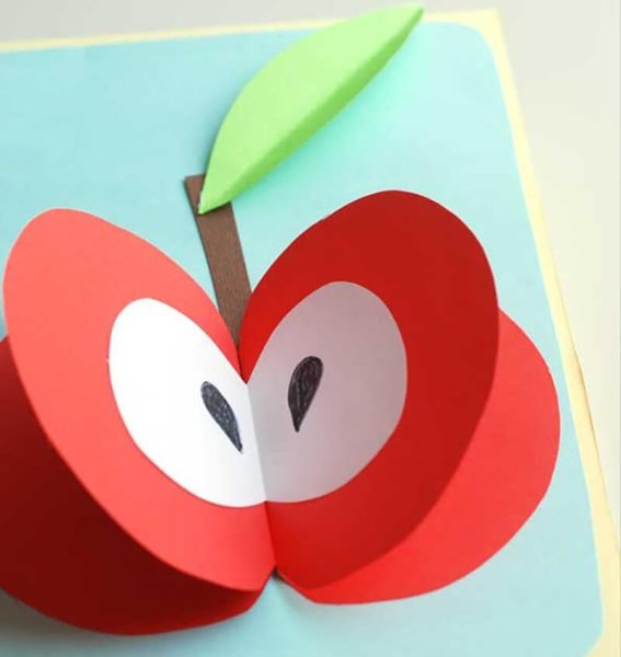 Аппликация из цветной бумаги