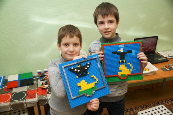 Поделки из лего