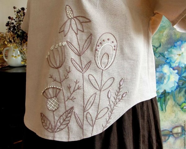 Вышивка гладью на футболке