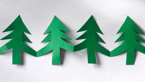 Елочка из гирлянды