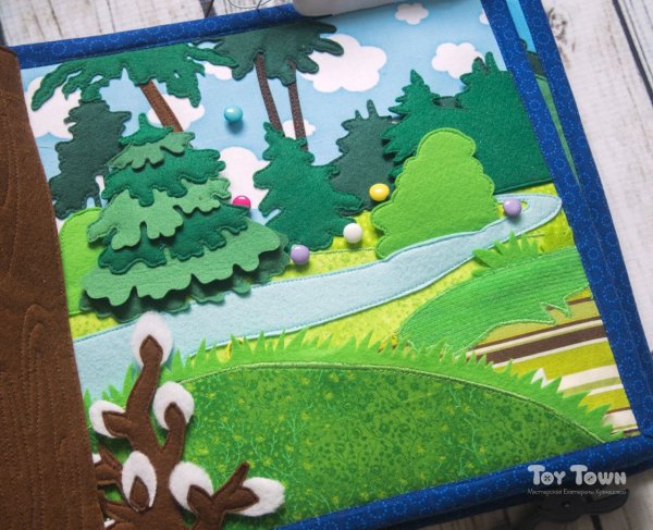 Панно из фетра лес