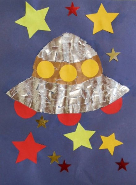 Обрывная аппликация на тему космос
