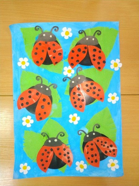 Аппликация в младшей группе