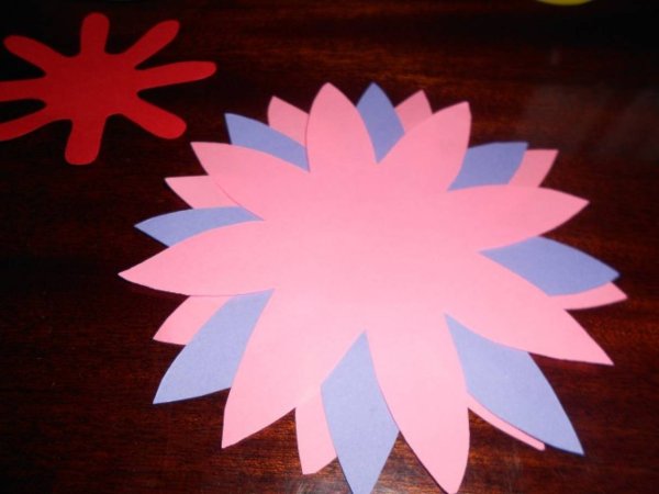 Аппликация из бумаги Лотос