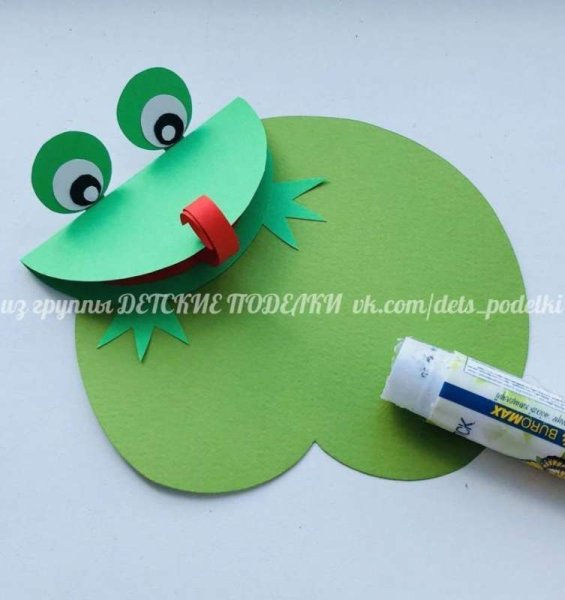 Поделка лягушка