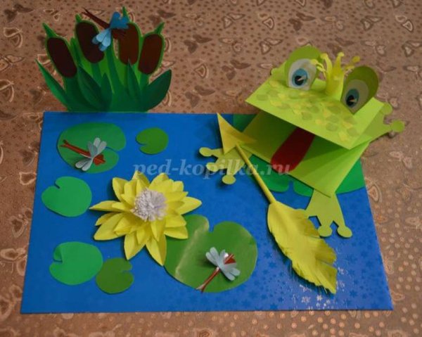 Поделка лягушка из бумаги