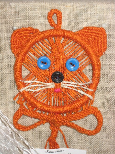 Игрушки из макраме