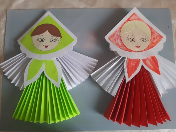 Матрешка из бумаги гармошкой