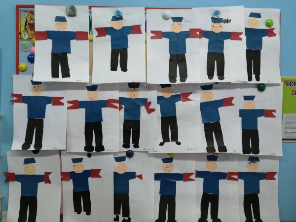 «Матрос с сигнальными флажками» Комарова 75