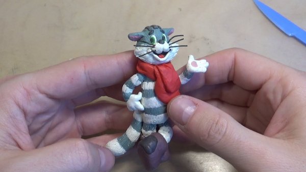 Печкин из Простоквашино из пластилина