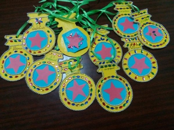 Подарки на 23 февраля в детском саду медали