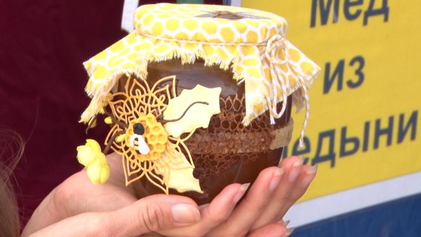 Поделка к празднику меда