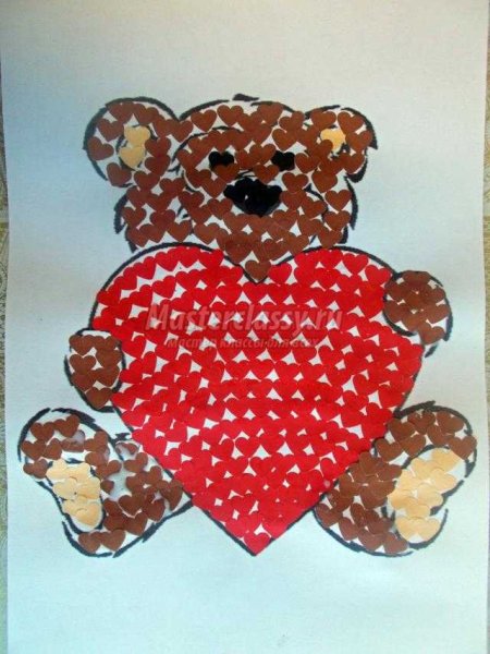 Аппликация Медвежонок с сердцем