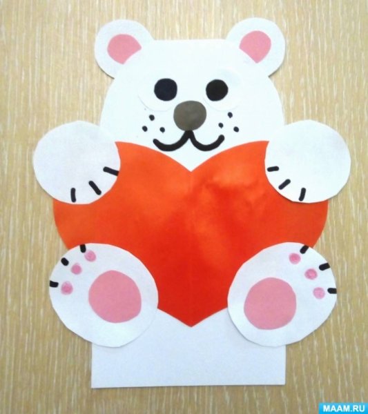 Мишка с сердцем поделка