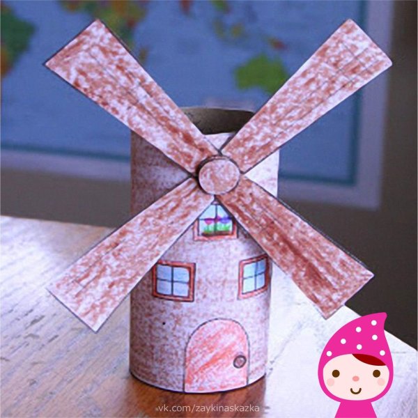 Мельница из картона и бумаги