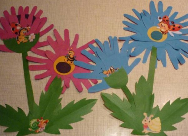 Поделки из бумажных ладошек