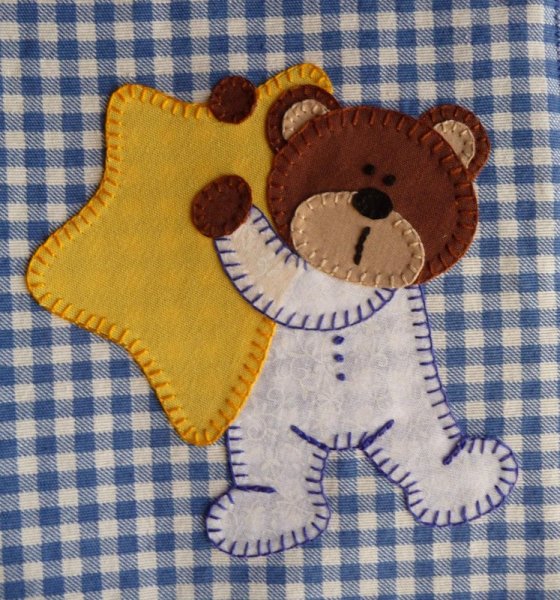 Аппликация из ткани