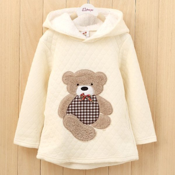 Детский свитер с медвежонком