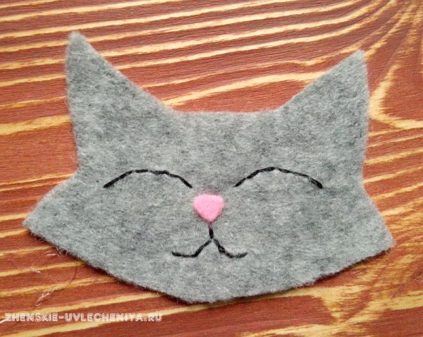 Кошачья мордочка из ткани