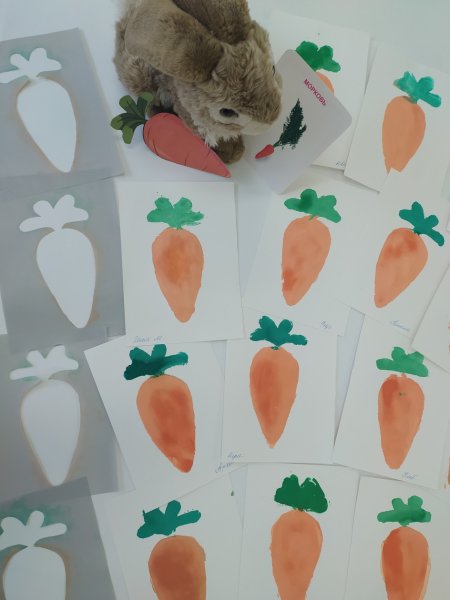 Морковка рисование младшая группа