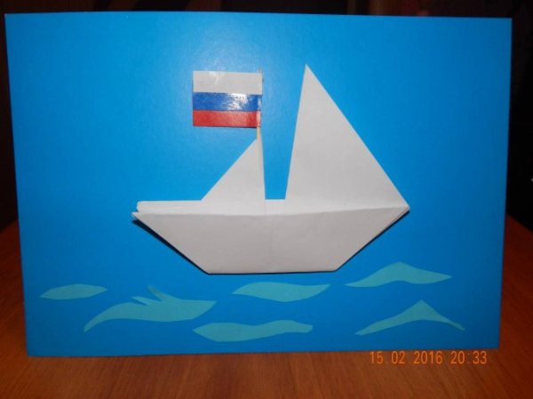 Поделка кораблик с флажками