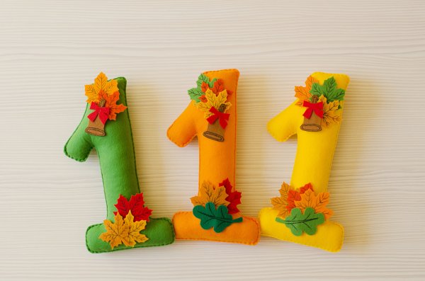 Поделки ко Дню знаний своими руками