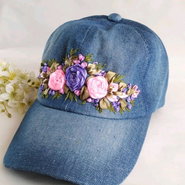 Вышивка на кепке