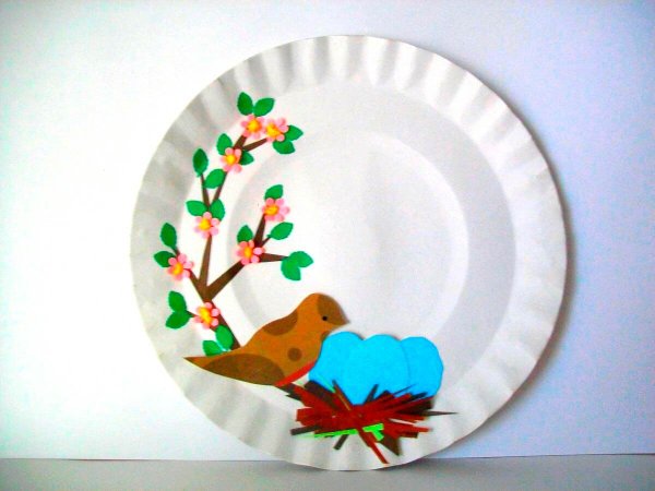 Аппликация из бумажных тарелок