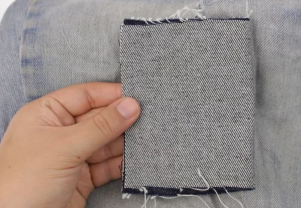 Дырка в ткани