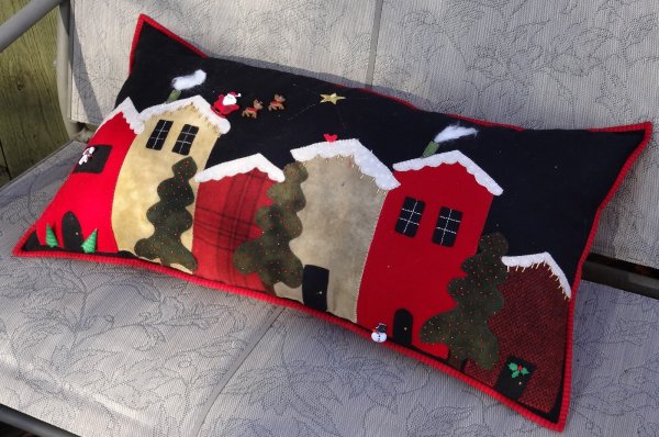 Новогодние подушки