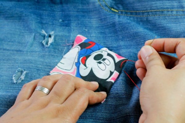 Аппликация на джинсы своими руками