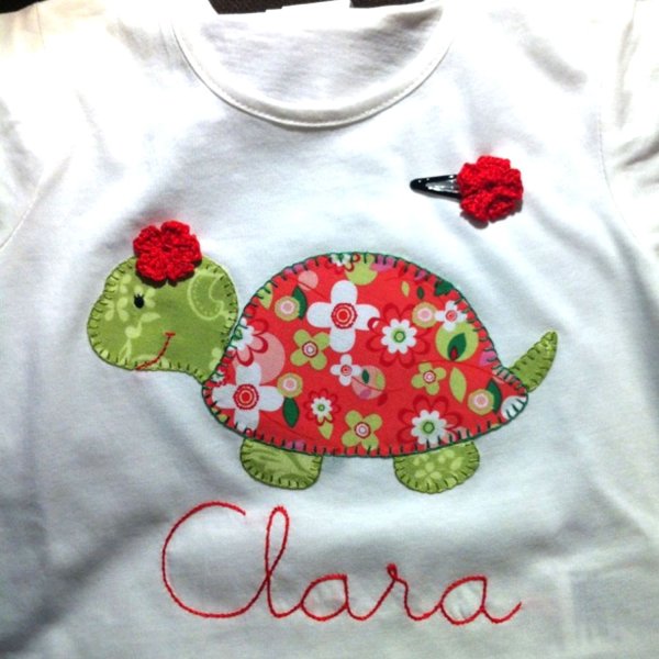 Детская одежда с аппликацией