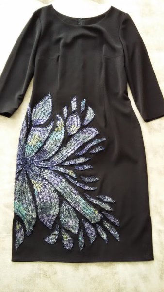 Прорезная аппликация на трикотаже