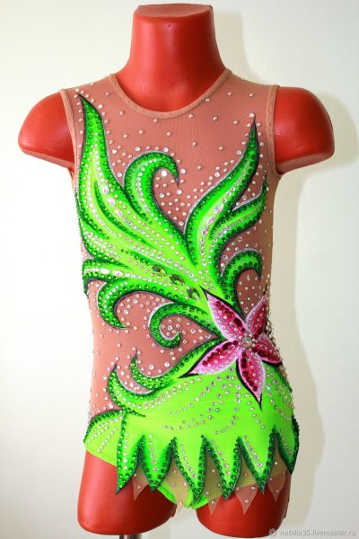 Пошив гимнастического купальника