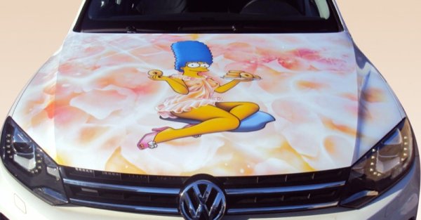 Принт на капот машины