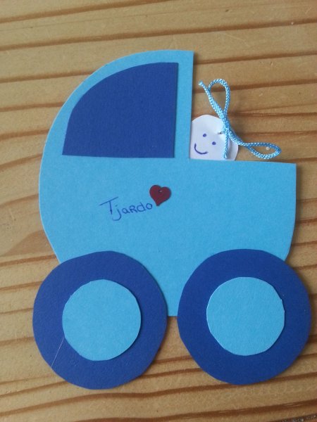 Детские коляски с аппликацией