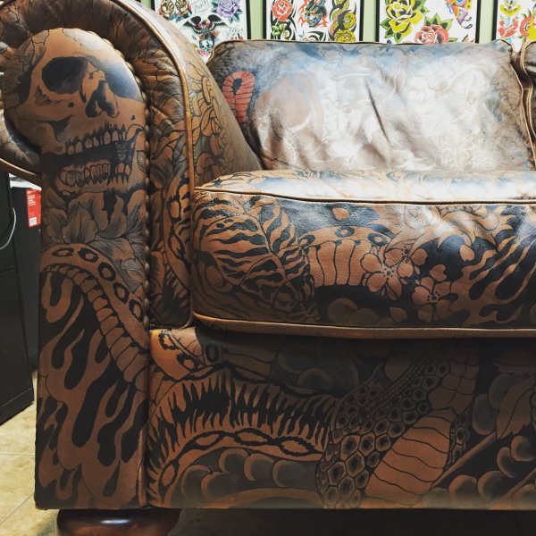 Разрисовать кресло