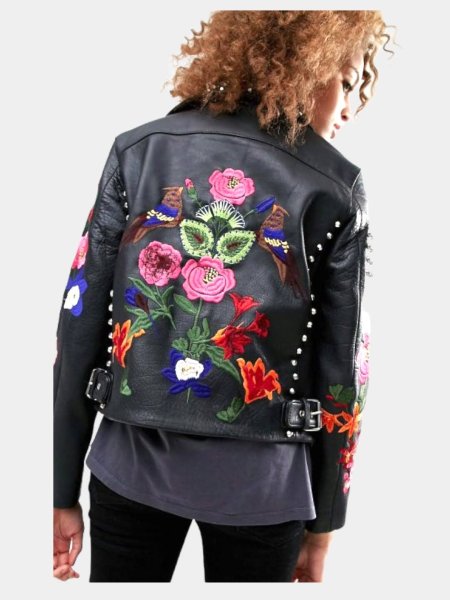 Косуха женская с вышивкой