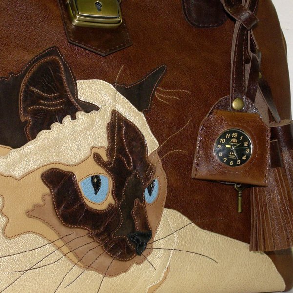 Саквояж сиамка