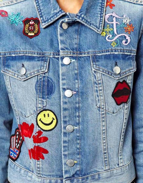 Карман джинсовой куртки