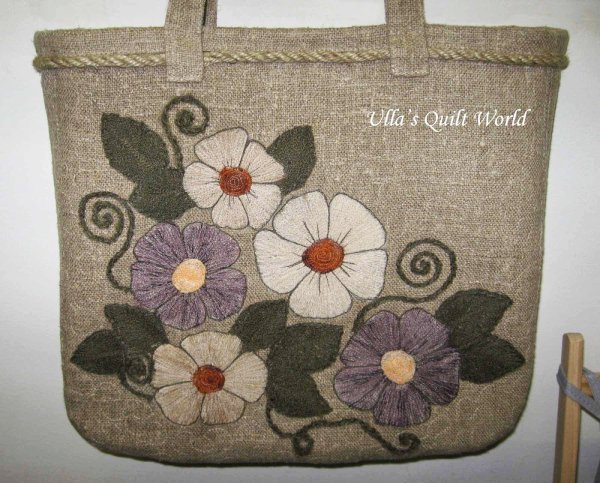 Вышивка на мешковине