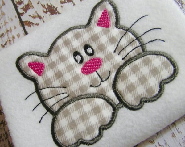 Аппликация из ткани