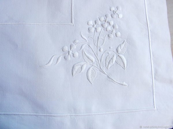 Пододеяльник вышитый детский белый