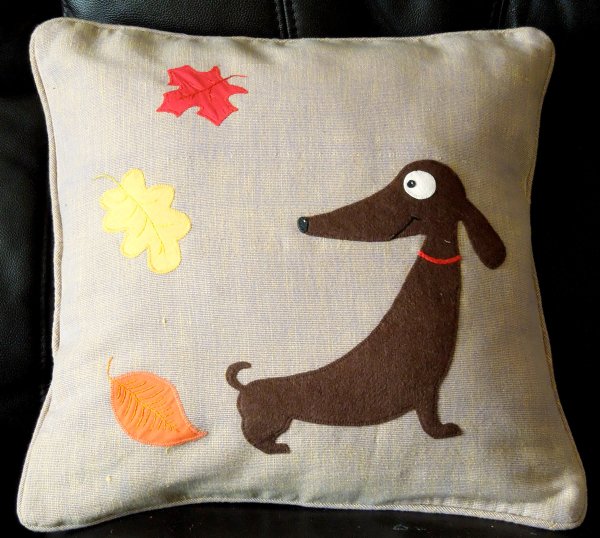 Аппликации для диванных подушек