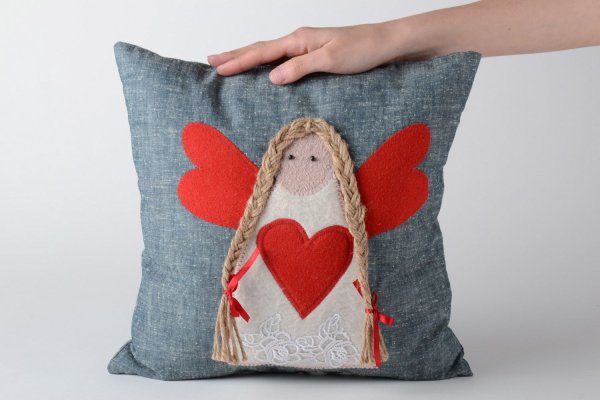 Аппликация на подушку