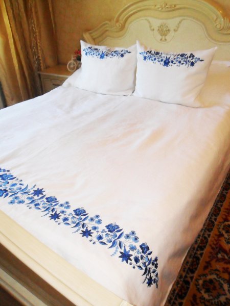 Вышивка гладью на постельном белье