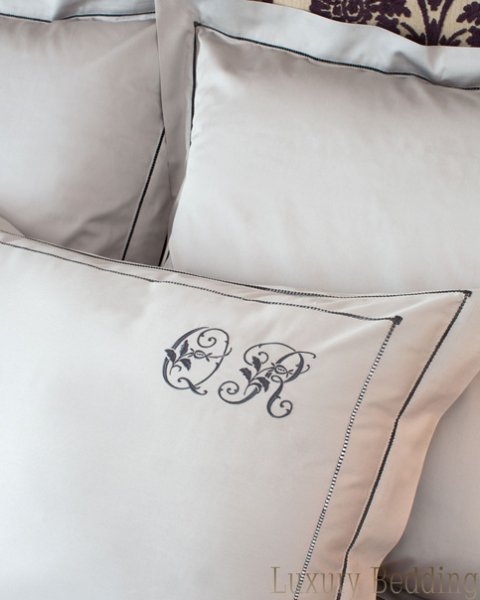 Пододеяльник с вышивкой