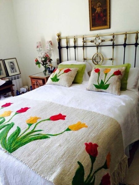 Покрывало с аппликацией